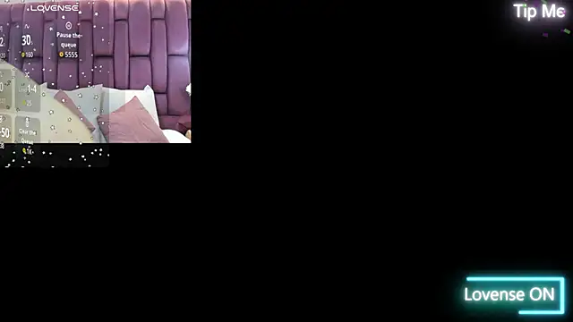 Snapshot of megannherrera chatting on 10-15-25, 12:05 megannherrera online show from 10-15-25, 12:05