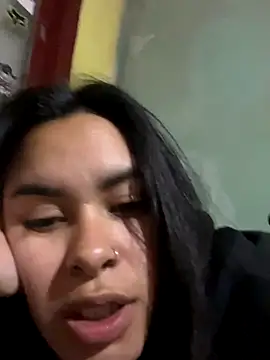 Snapshot of Vixxen_99 chatting on 09-23-25, 05:10 Vixxen 99 online show from 09-23-25, 05:10