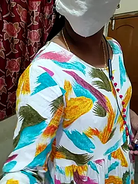 Snapshot of taratelugu chatting on 11-19-25, 08:58 taratelugu online show from 11-19-25, 08:58