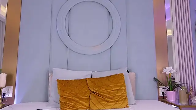 Snapshot of EliaDavis chatting on 03-04-26, 04:29 EliaDavis online show from 03-04-26, 04:29