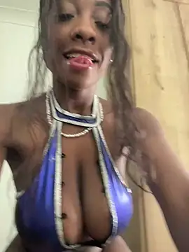 Snapshot of Astergray21 chatting on 01-15-26, 01:16 Astergray21 online show from 01-15-26, 01:16