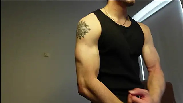 Snapshot of Ethan_Fyre chatting on 09-10-25, 12:49 Ethan Fyre online show from 09-10-25, 12:49