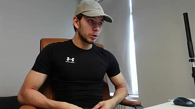 Snapshot of Ethan_Fyre chatting on 09-13-25, 06:35 Ethan Fyre online show from 09-13-25, 06:35