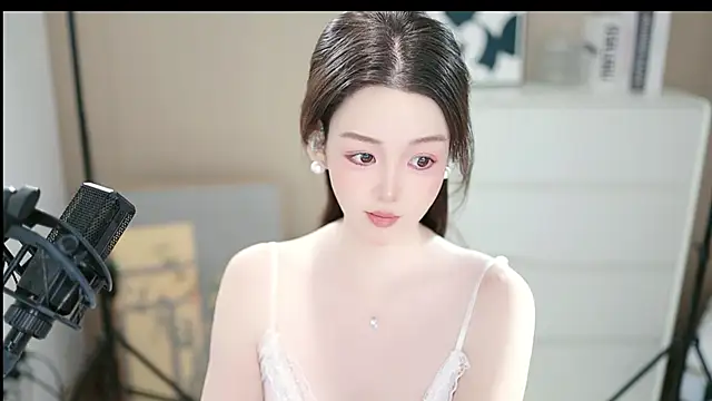 abbyli12 online show from 11-26-25, 05:30