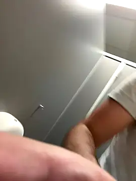 Snapshot of amo660 chatting on 09-30-25, 11:26 amo660 online show from 09-30-25, 11:26