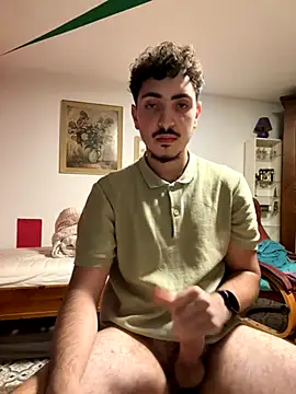 Snapshot of amo660 chatting on 11-05-25, 07:58 amo660 online show from 11-05-25, 07:58