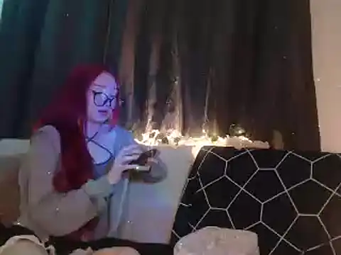 Isla rosee18 online show from 02-14-26, 12:51