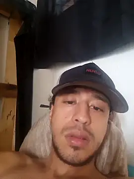 Snapshot of Santi2323xxX chatting on 03-04-26, 05:52 Santi2323xxX online show from 03-04-26, 05:52