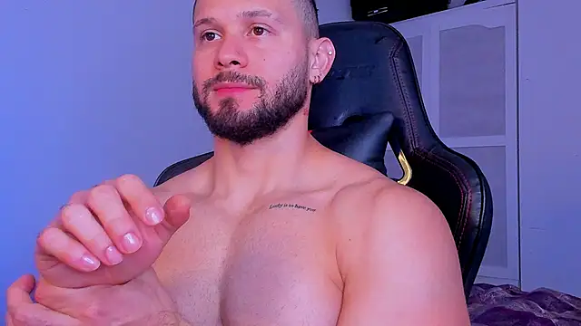 andrewcorey1 online show from 10-03-25, 05:59