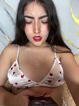 Snapshot of Gaby-Herrera chatting on 09-26-25, 08:24 Gaby-Herrera online show from 09-26-25, 08:24