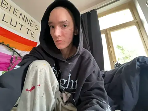 Snapshot of Styxlust chatting on 09-11-25, 12:16 Styxlust online show from 09-11-25, 12:16