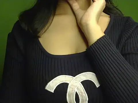 Snapshot of your_cute_girl chatting on 11-15-25, 05:16 your cute girl online show from 11-15-25, 05:16