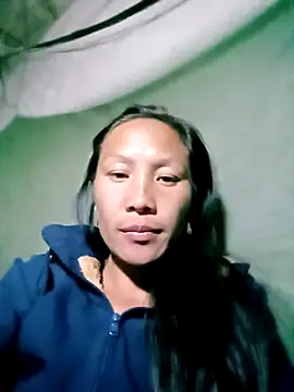 Lisa pusy online show from 11-28-25, 11:46