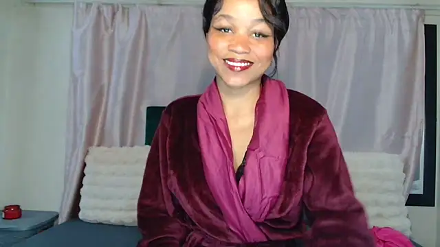 Snapshot of -cleowilliams- chatting on 10-20-25, 09:54 -cleowilliams- online show from 10-20-25, 09:54