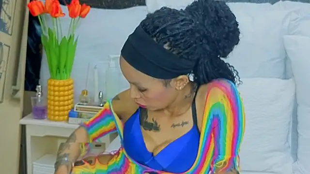 CaramelNatashaxx online show from 10-22-25, 11:37