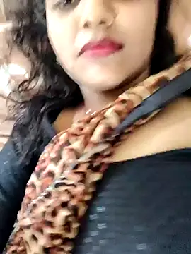 AnanyaKapoor89 online show from 09-24-25, 07:23