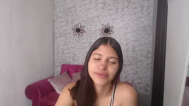 Evagirl69 online show from 10-23-25, 06:17