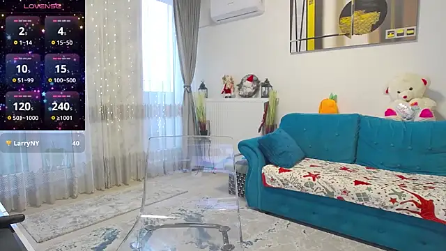 ScarletTemptations online show from 12-15-25, 06:17