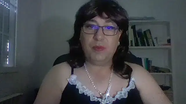 Snapshot of nataliacd chatting on 09-10-25, 03:12 nataliacd online show from 09-10-25, 03:12
