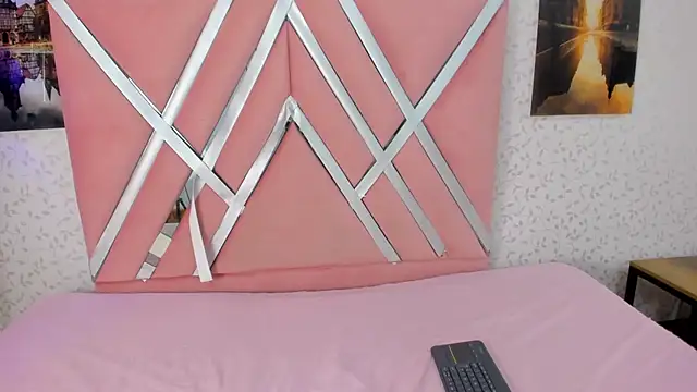 scarletross  online show from 03-18-26, 02:42