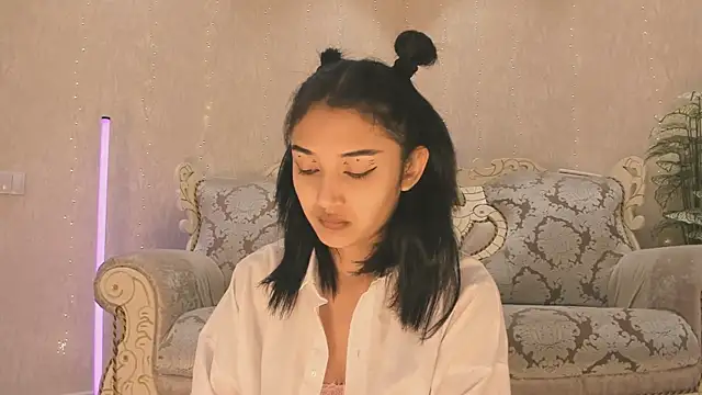 Snapshot of Rei_ramiki chatting on 10-14-25, 10:54 Rei ramiki online show from 10-14-25, 10:54