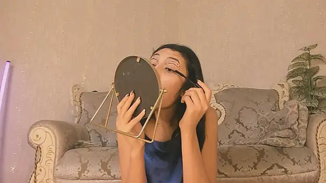 Snapshot of Rei_ramiki chatting on 10-25-25, 02:30 Rei ramiki online show from 10-25-25, 02:30