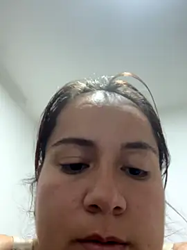 Snapshot of Leonis_0 chatting on 09-24-25, 02:15 Leonis 0 online show from 09-24-25, 02:15