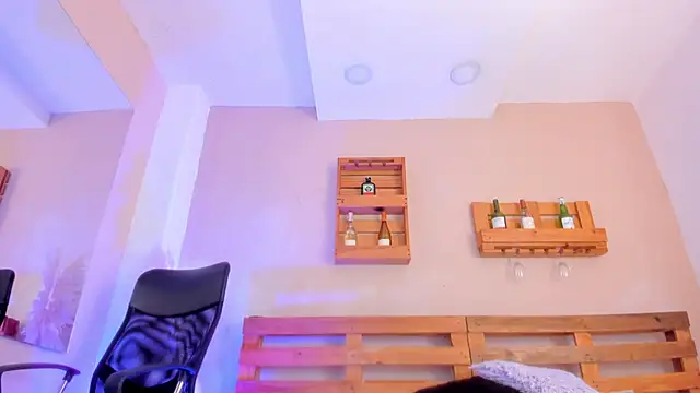  miss mia online show from 10-23-25, 10:47