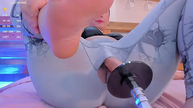  miss mia online show from 11-21-25, 11:53