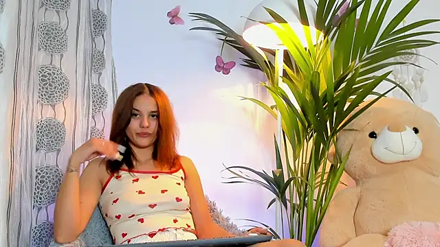 ScarlettVelour online show from 10-27-25, 06:34