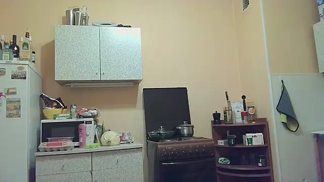 Snapshot of Lucy_Divine chatting on 09-23-25, 07:28 Lucy Divine online show from 09-23-25, 07:28
