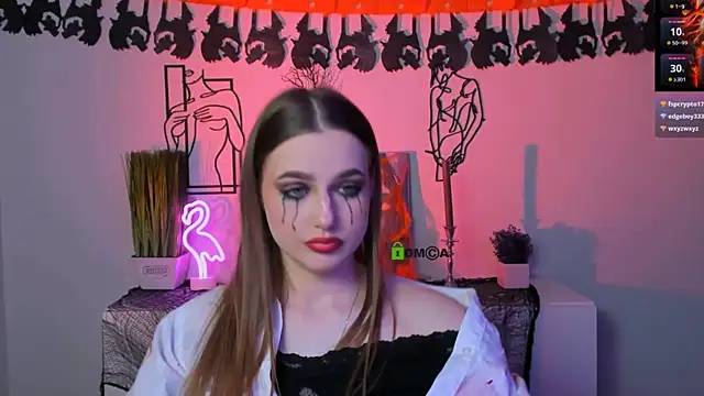 Snapshot of luna_tin chatting on 10-31-25, 02:12 luna tin online show from 10-31-25, 02:12