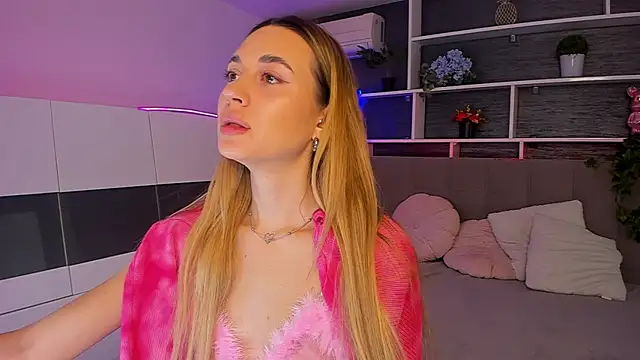 AlexaWilds online show from 02-15-26, 06:21