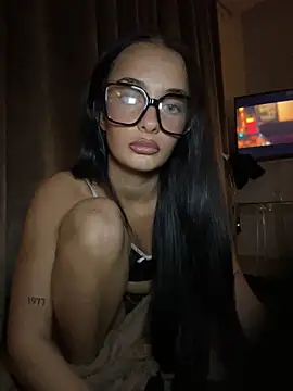 Spicy-Rosie20 online show from 12-16-25, 08:47