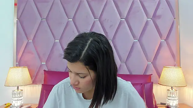 MaskedGirl  online show from 12-05-25, 11:41