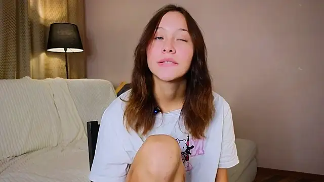 Snapshot of BritniBers chatting on 09-10-25, 04:07 BritniBers online show from 09-10-25, 04:07