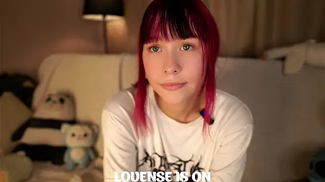 Snapshot of BritniBers chatting on 10-07-25, 10:56 BritniBers online show from 10-07-25, 10:56