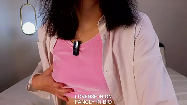 Snapshot of BritniBers chatting on 11-06-25, 10:38 BritniBers online show from 11-06-25, 10:38