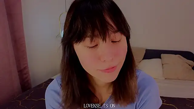 Snapshot of BritniBers chatting on 11-26-25, 01:50 BritniBers online show from 11-26-25, 01:50