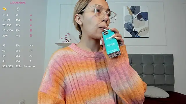 nikolevoshkie  online show from 02-16-26, 07:54