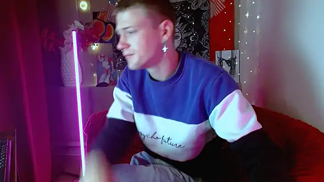 Xavier Night81 online show from 09-15-25, 07:52