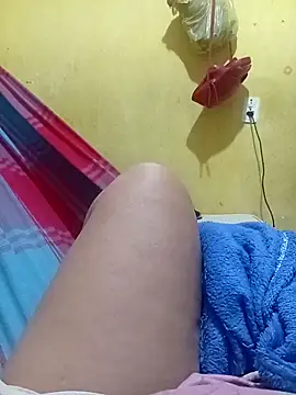 Snapshot of Ravena2290 chatting on 11-06-25, 05:03 Ravena2290 online show from 11-06-25, 05:03