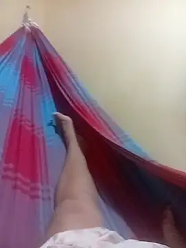 Snapshot of Ravena2290 chatting on 11-12-25, 11:21 Ravena2290 online show from 11-12-25, 11:21