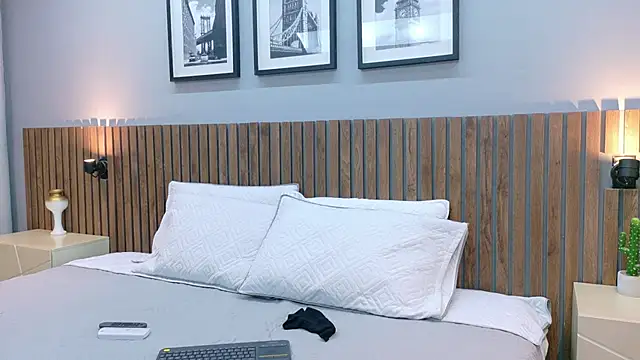 luna roja25 online show from 11-26-25, 01:34