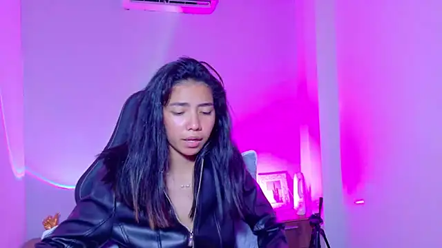 luna roja25 online show from 02-13-26, 01:40