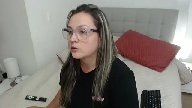 sophie lopez1 online show from 09-13-25, 04:23