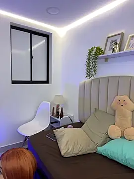 SunshineLizzy online show from 11-07-25, 12:38