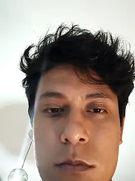 Snapshot of juan_penetreitor chatting on 09-26-25, 05:44 juan penetreitor online show from 09-26-25, 05:44