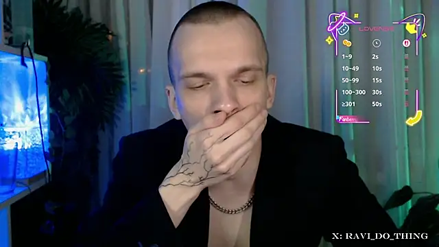 frozen boy online show from 11-17-25, 05:19