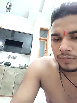 Snapshot of romantic_couple1 chatting on 09-30-25, 01:54 romantic couple1 online show from 09-30-25, 01:54